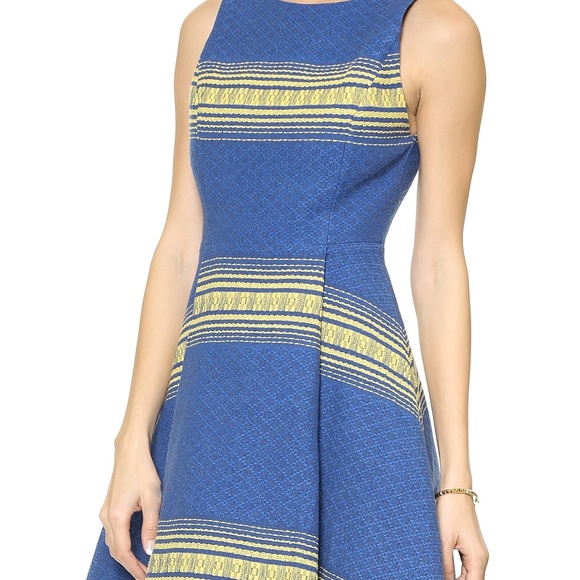 SEND OFFERS Alice + Olivia jacquard holis dress - Picture 3 of 9